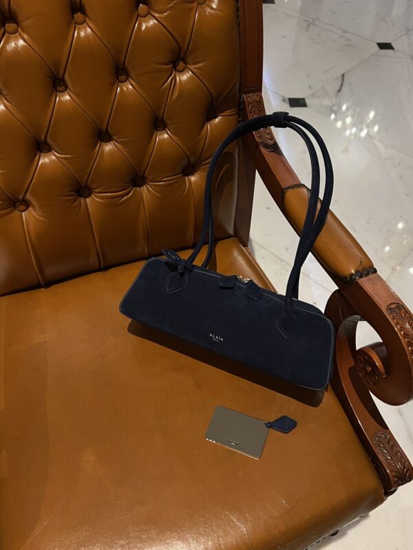 Alaia Le Teckel Dachshund Bag -33cm with original box free shipping