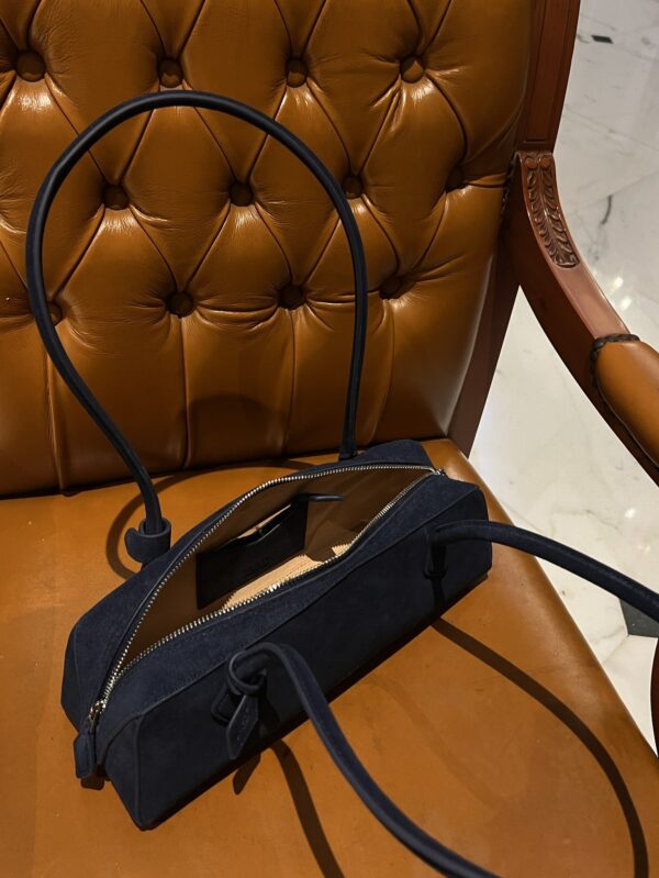 Alaia Le Teckel Dachshund Bag -33cm with original box free shipping