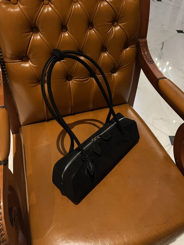 Alaia Le Teckel Dachshund Bag -33cm with original box free shipping