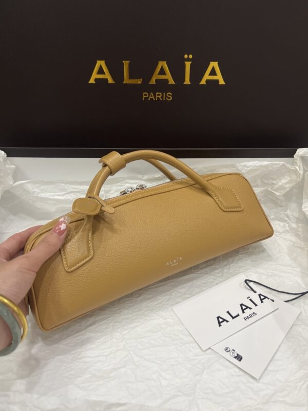 Alaia Le Teckel Dachshund Bag -33cm with original box free shipping