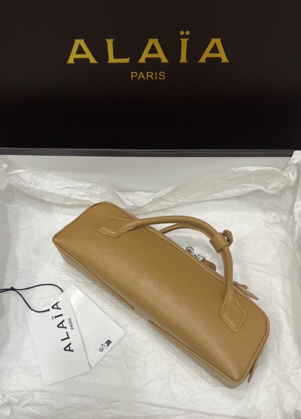 Alaia Le Teckel Dachshund Bag -33cm with original box free shipping
