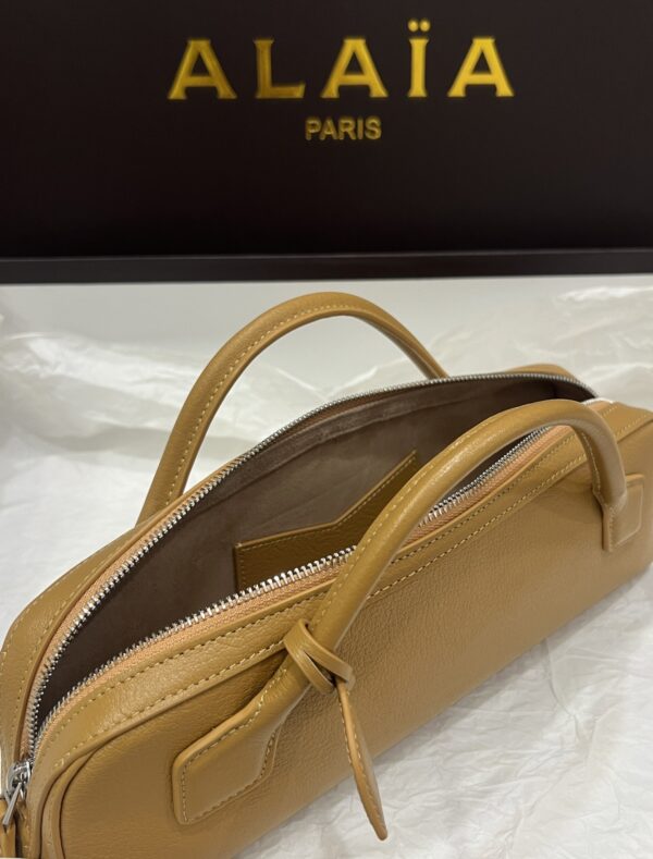 Alaia Le Teckel Dachshund Bag -33cm with original box free shipping