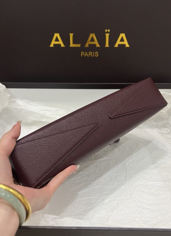 Alaia Le Teckel Dachshund Bag -33cm with original box free shipping